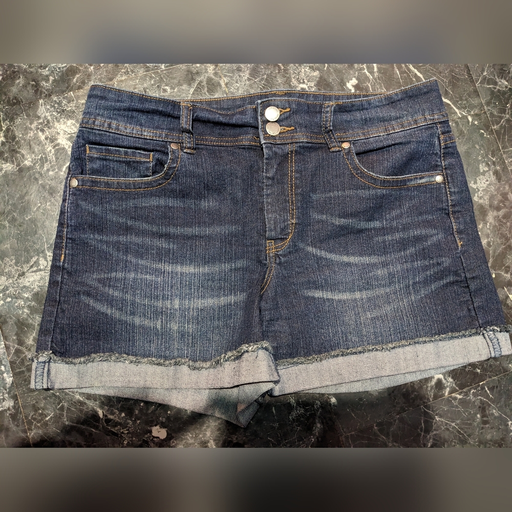 Daisy Fuentes Jean Shorts